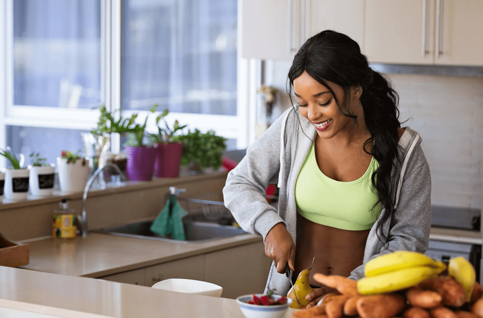 woman cutting slices